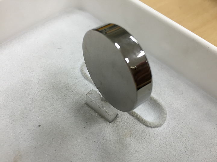 (DIY大樓)更新!不鏽鋼版本底座修改!自製 Apple Watch 手錶充電座~~~