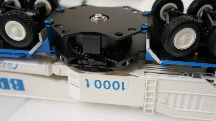 1/50 YCC Gottwald AMK 1000 BREUER圖裝 開箱