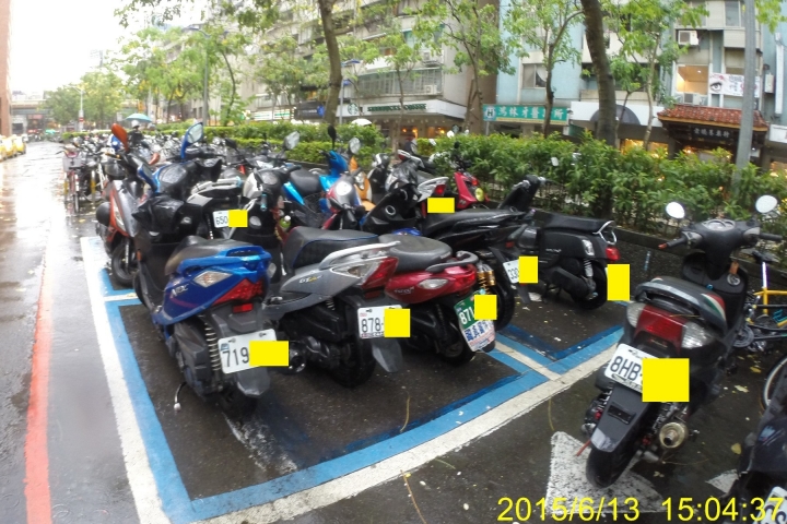 耍小聰明亂停車~看看警察如何處理~開單?不開單?~身心障礙專用停車位
