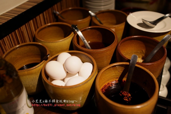 【台北美食】捷運大安站 饕鍋 自釀必吃酸菜白肉鍋 超推薦滷大腸和三層肉必點 二訪