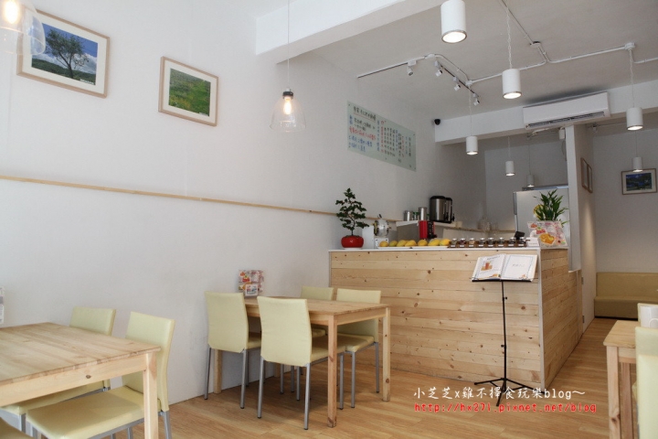 【台北美食】消暑!平價新鮮芒果冰~三重ICE REAL 手做茶飲冰品 店內鄉村風有冷氣