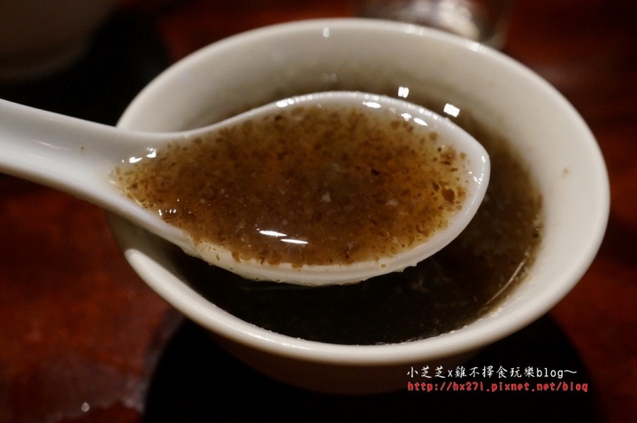 【台北美食】捷運大安站 饕鍋 自釀必吃酸菜白肉鍋 超推薦滷大腸和三層肉必點 二訪