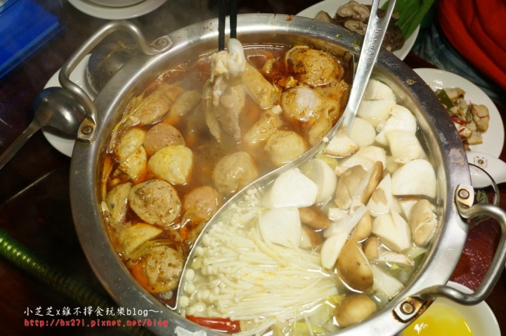 【台北美食】捷運大安站 饕鍋 自釀必吃酸菜白肉鍋 超推薦滷大腸和三層肉必點 二訪
