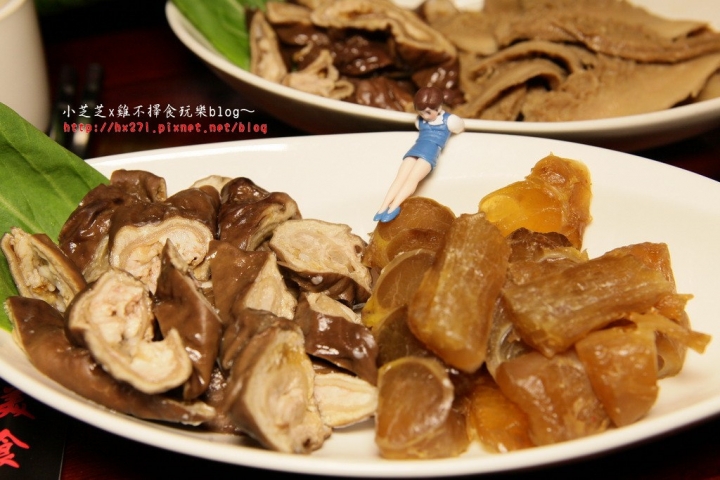【台北美食】捷運大安站 饕鍋 自釀必吃酸菜白肉鍋 超推薦滷大腸和三層肉必點 二訪