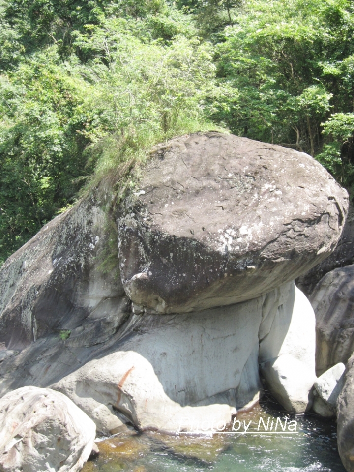 【旅行.台灣】愛情車站『新竹縣.橫山鄉合興車站』、原住民的故事橋『錦屏大橋』、『青蛙石』&『軍艦岩』
