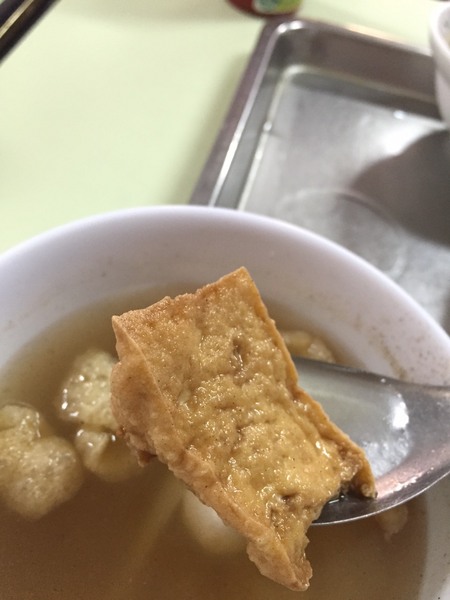 杉行碗粿-好吃的香菇碗粿,根本就是肉圓嘛你!!!