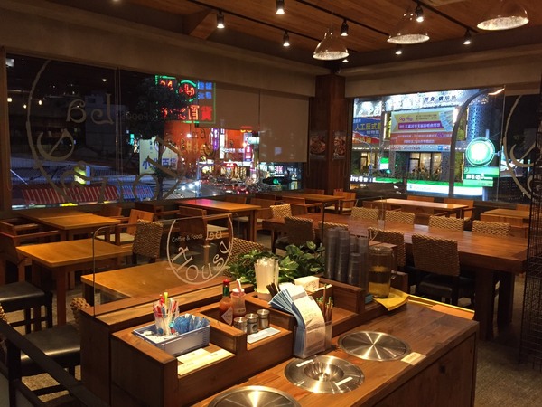 LaHouse樂好時(鳳山店)-夠厲害的早午餐,當成消夜不奇怪