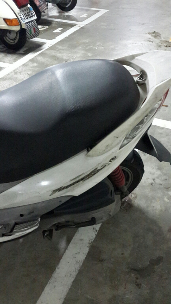 FIGHTER150想換外殼跟儀表板