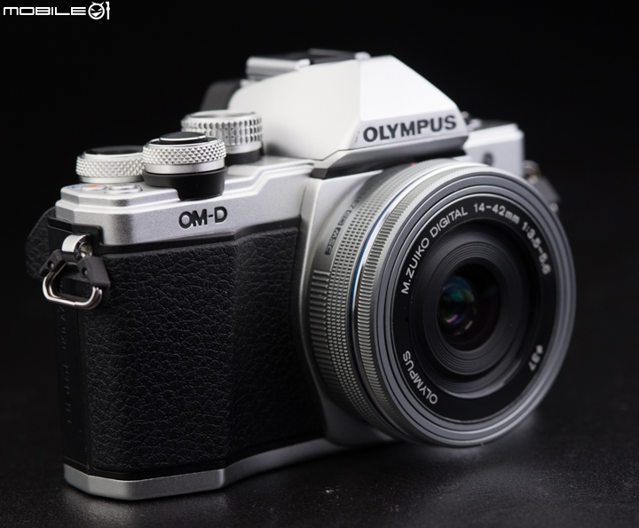 以下犯上 C/P值代表作 Olympus E-M10 MarkII