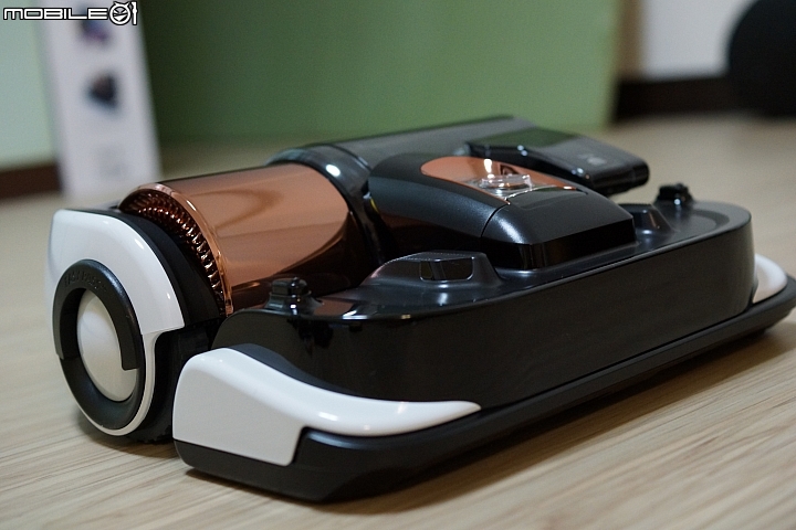 <開箱>掃地機器人新選擇!三星~SR20H5090 附贈iRobot 780外型小比較-->多圖
