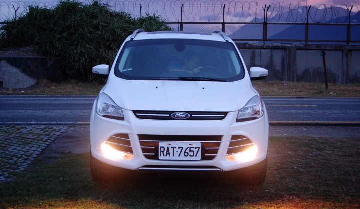 藍鳥比雞腿之24HR KUGA 1.5L頂級款試駕心得