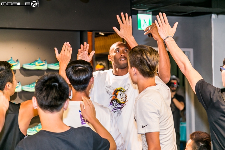 【採訪】Kobe Bryant “打出名堂”籃球之旅 — 台北站全紀錄!