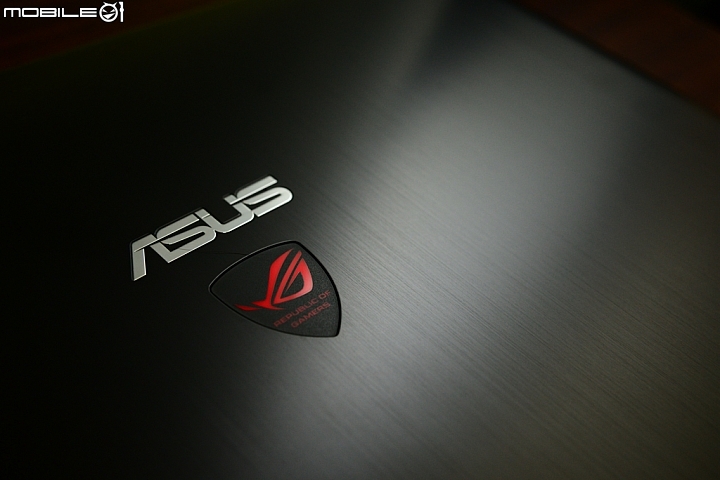相當有未來感的3D辨識~ASUS ROG G771 3D攝影機版開箱
