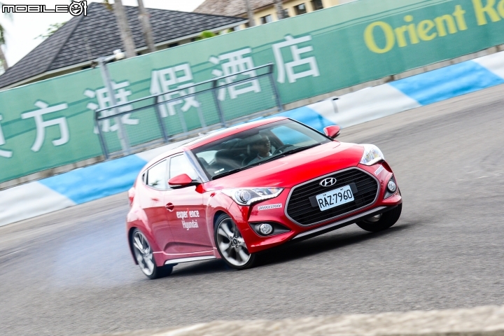 Fun肆進化 Hyundai Veloster Turbo小改款大鵬灣賽道體驗