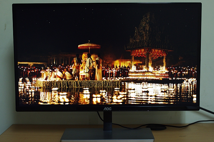 平價 AOC I2579VM 液晶顯示器 ~ 開箱&簡易評測