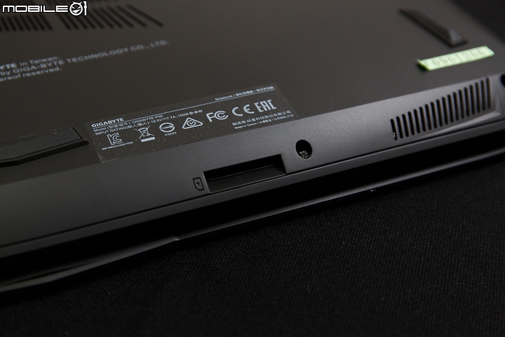 GIGABYTE P55W v4 看見全新改變