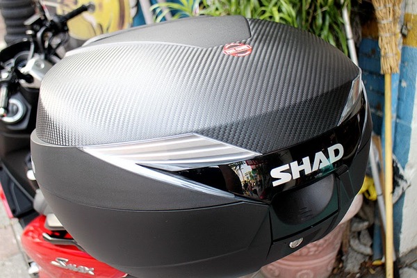 【羽諾開箱】SNAX赤焰紅不專業開箱文♥YAMAHA山葉機車SMAX 155 水冷跑旅♥附後置物箱開箱