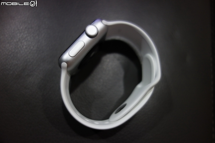 送老婆的生日禮物 - apple watch sport 38mm開箱