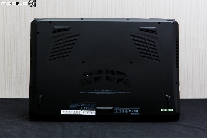 GIGABYTE P55W v4 看見全新改變