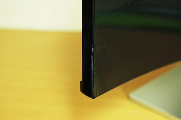 平價 AOC I2579VM 液晶顯示器 ~ 開箱&簡易評測