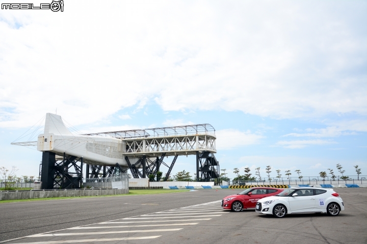 Fun肆進化 Hyundai Veloster Turbo小改款大鵬灣賽道體驗