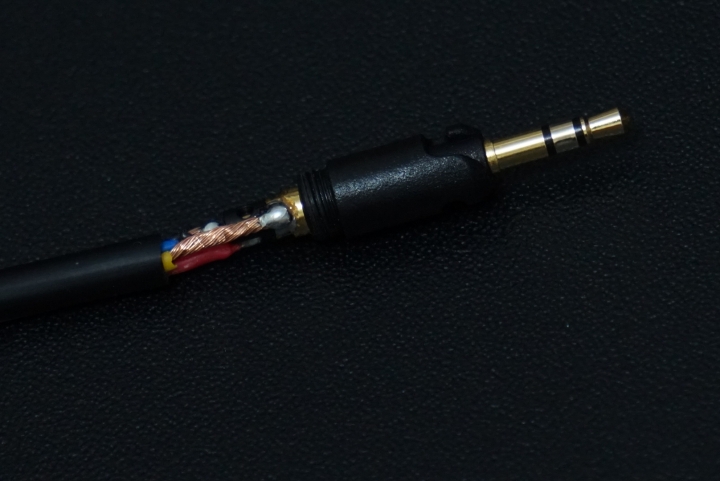 【開箱】高雄志達電子的手工線讓我受寵受精(含爆料)