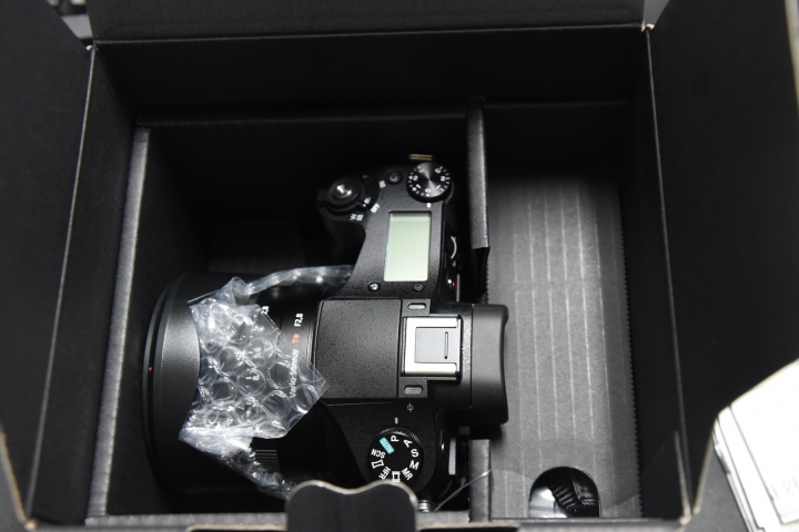 Sony RX10 M2 開箱與簡易測試