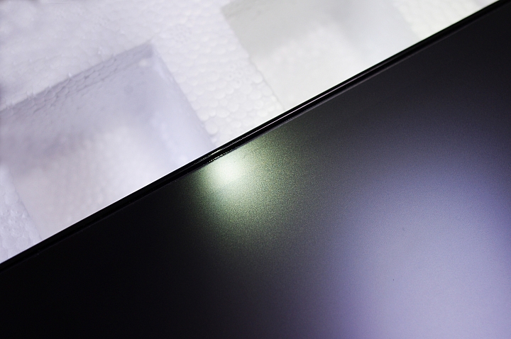 平價 AOC I2579VM 液晶顯示器 ~ 開箱&簡易評測