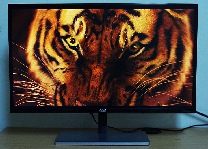 平價 AOC I2579VM 液晶顯示器 ~ 開箱&簡易評測