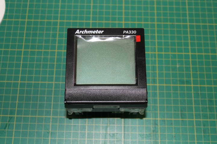 請教 DIN96*96軌道儀器盒可以在哪裡裡買到? 玖鼎電力PA330用的