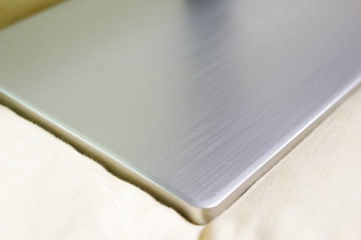 平價 AOC I2579VM 液晶顯示器 ~ 開箱&簡易評測