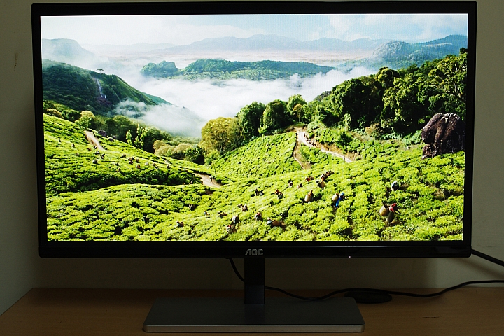 平價 AOC I2579VM 液晶顯示器 ~ 開箱&簡易評測