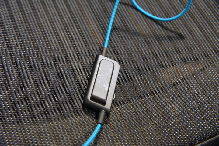「開箱」Logitech G430 電競耳機