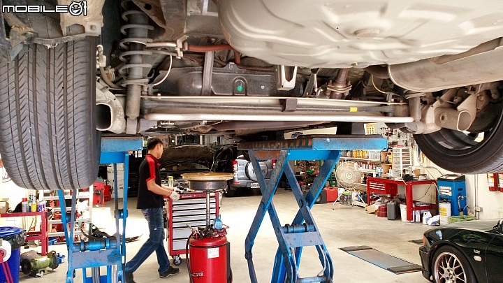 【TOTAL QUARTZ 9000 5W40試用活動】14年Toyota CorollaAltis Z心得