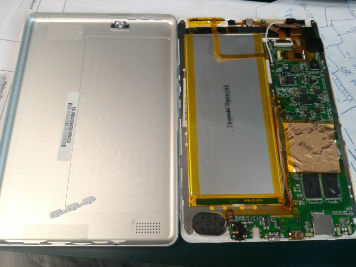 MSI Primo81無法充電簡易小維修