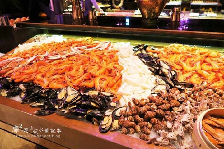 台北君品酒店~雲軒西餐廳 澎湖夏日海鮮季 生蠔、玳瑁石斑、螃蟹、螺肉平日下午茶吃到飽