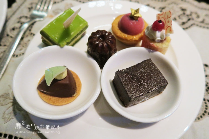 台北君品酒店~雲軒西餐廳 澎湖夏日海鮮季 生蠔、玳瑁石斑、螃蟹、螺肉平日下午茶吃到飽