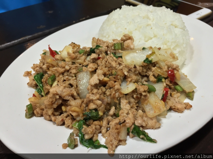 台中北屯.平價實在又美味的泰式涼拌冬粉@泰小葉泰式風味小食
