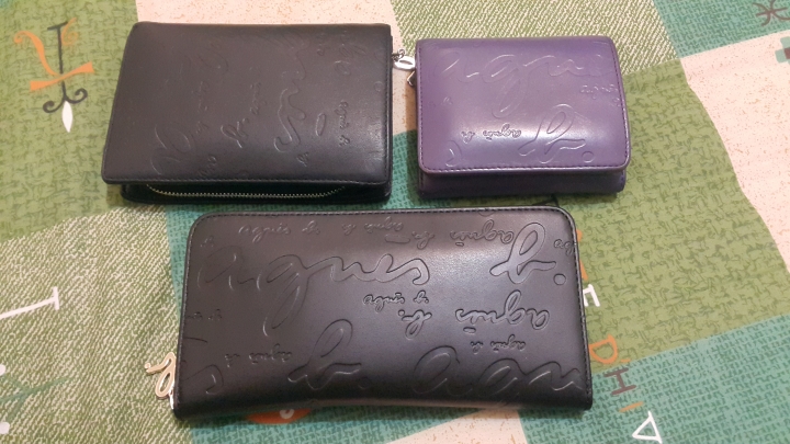 開箱!!想了很久終於入手的agnes.b壓紋拉鍊長夾