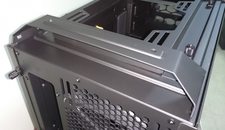 (開箱)Cooler Master模組化機殼MasterCase Pro 5