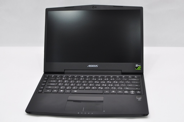 AORUS X3 Plus V3散熱能力令人驚艷的小霸王開箱分享