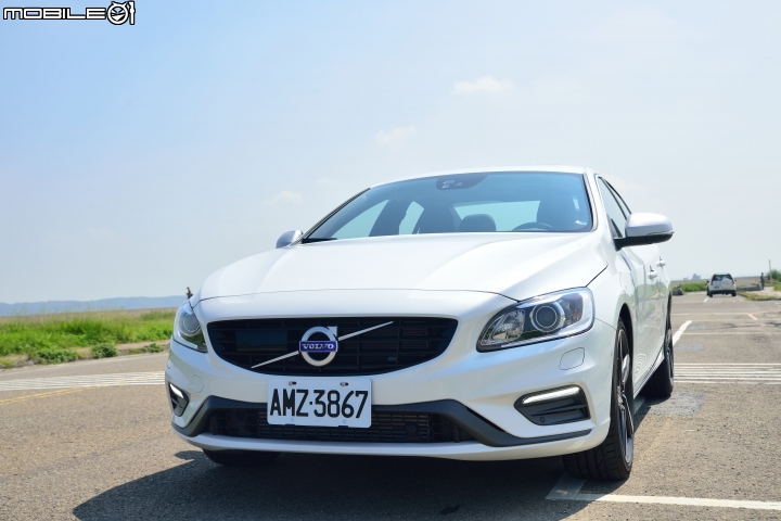 VOLVO T6 R-Design,感受北歐極速快感