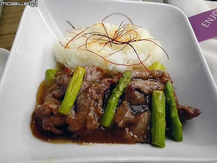 達美DL473東京-桃園 商務艙與成田貴賓室體驗