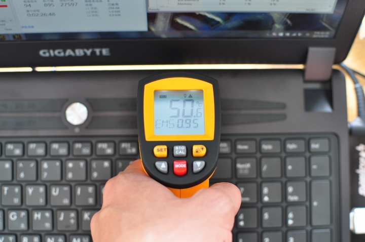 GIGABYTE P37X燒機分享與Smart update介紹
