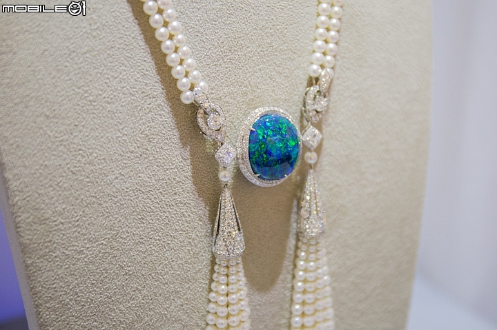 領略皇后冠冕之美 CHAUMET Josephine 「加冕˙愛」系列