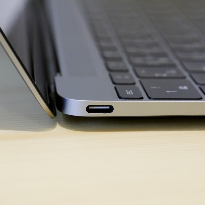 New MacBook新概念,居家外出一機搞定!