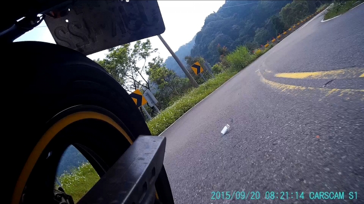as100v噴出去了,ram mount跟自家的底座還在車上,想請問...