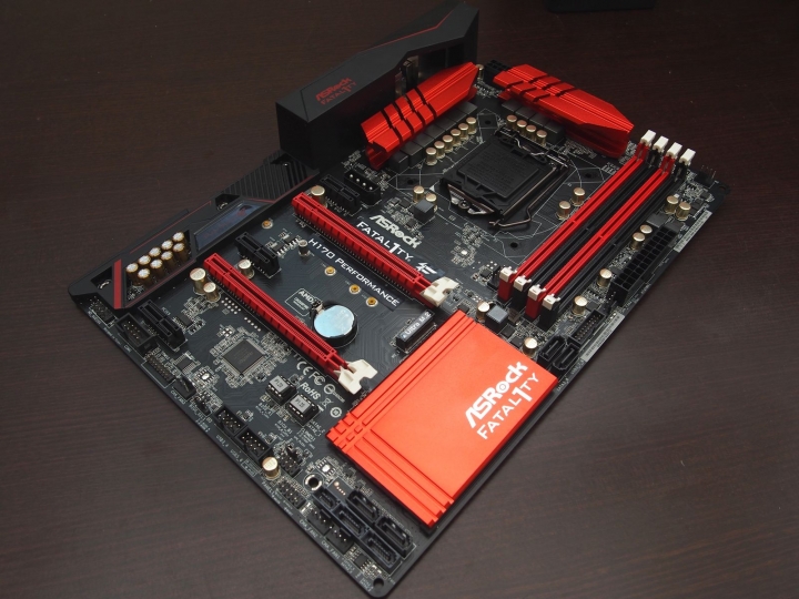 ASRock Fatal1ty H170 Performance - 中階 H170 主機板搶先看