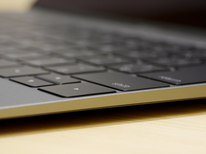 New MacBook新概念,居家外出一機搞定!