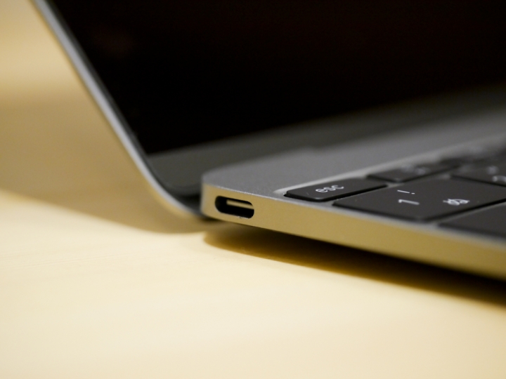 New MacBook新概念,居家外出一機搞定!